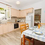 George And Danai Apartments